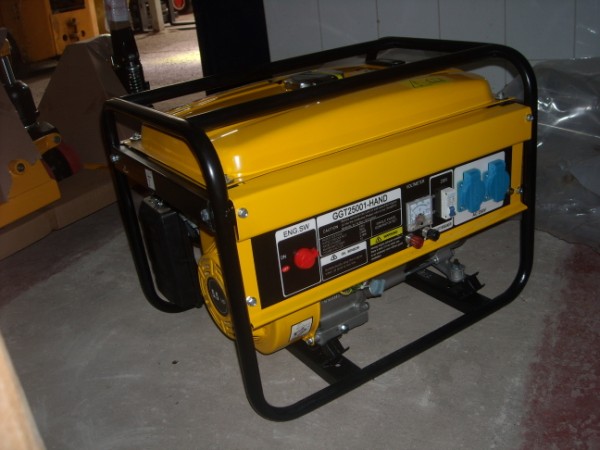 Generatore Corrente GT 2500 Benzina 2,5 Kw