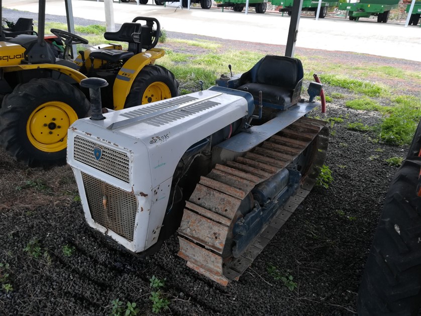 Trattore Lamborghini C 230 Cingolato anno 1974 - ore 1048 -larghezza cingoli 100 cm